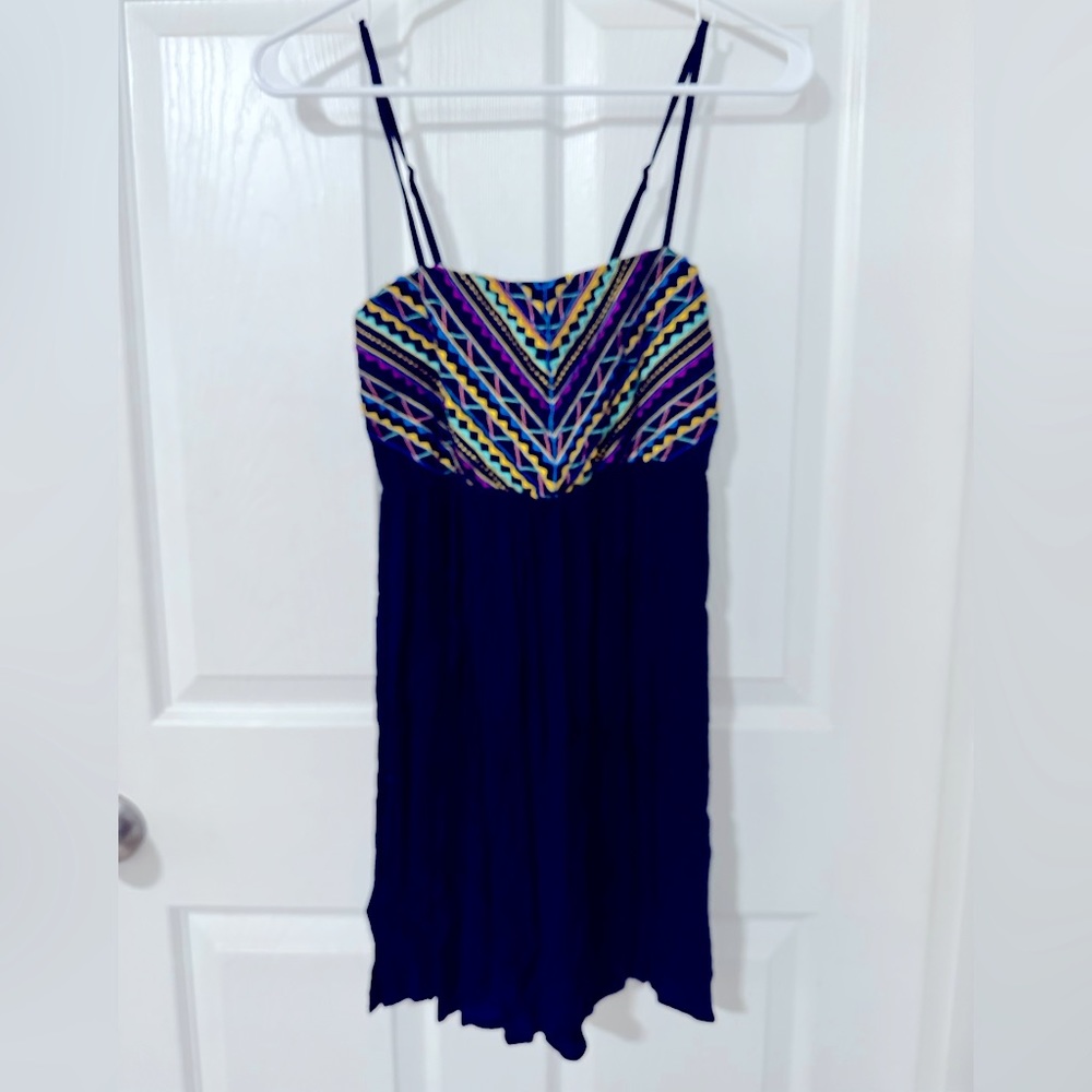 Forever 21 dress size small. Great condition, barely worn.